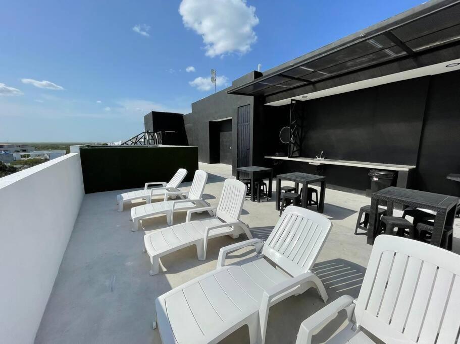 Modern Beautiful Loft 8 Min Away From The Beach! Apartamento Playa del Carmen